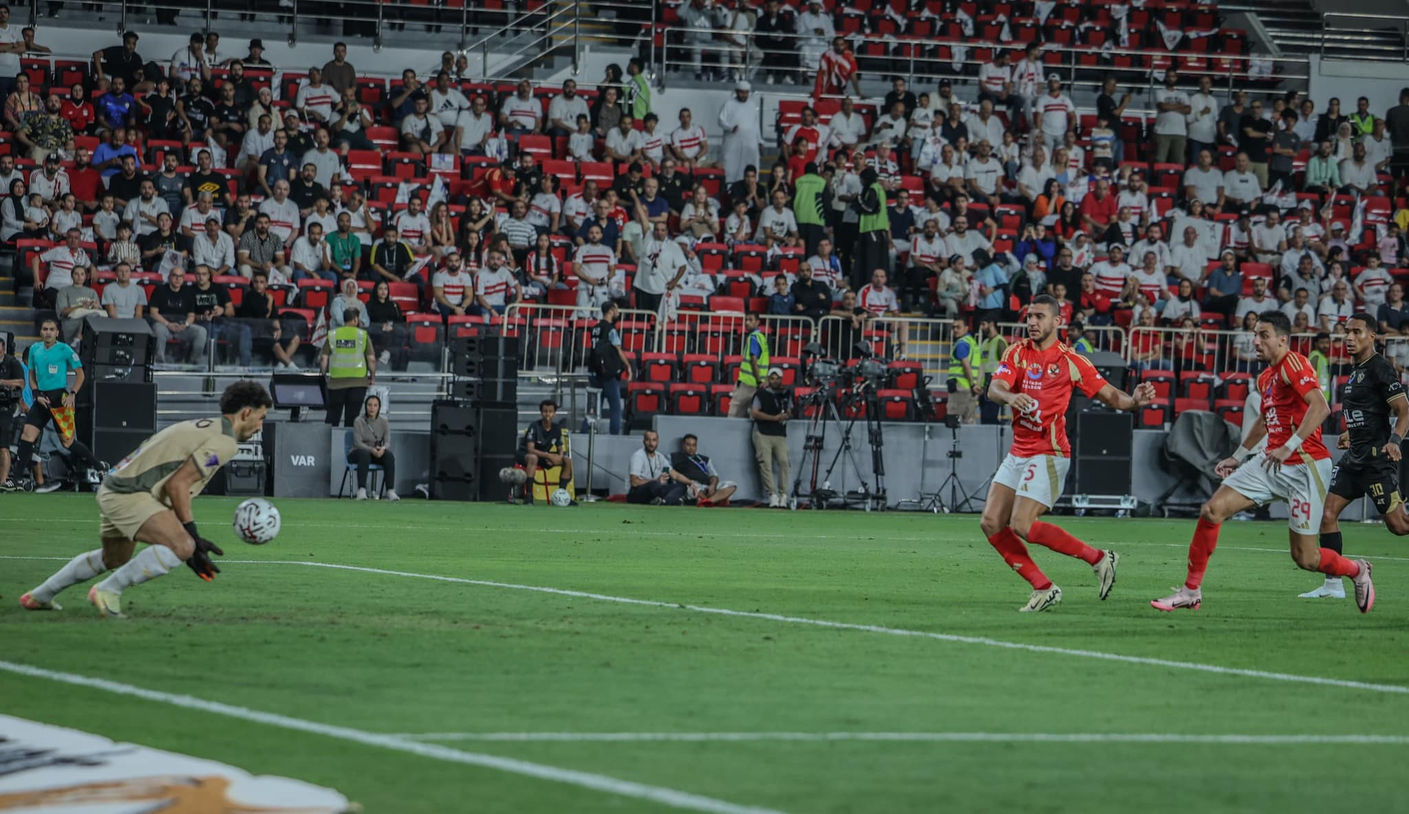 كورة العرب : لاعبو الزمالك الدوليين ينتظمون في التدريبات استعدادا لمواجهة المصري